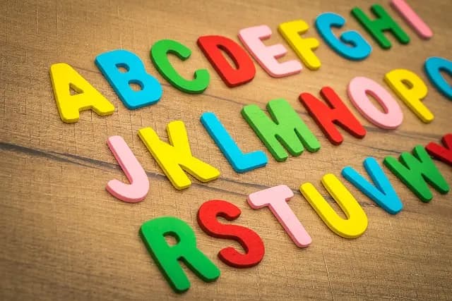 5 Activités Créatives pour Apprendre une Langue aux Enfants